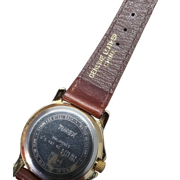 Carriage Timex Indiglo Watch Gold Tone 30M Brown Leather Band - Picture 9 of 10